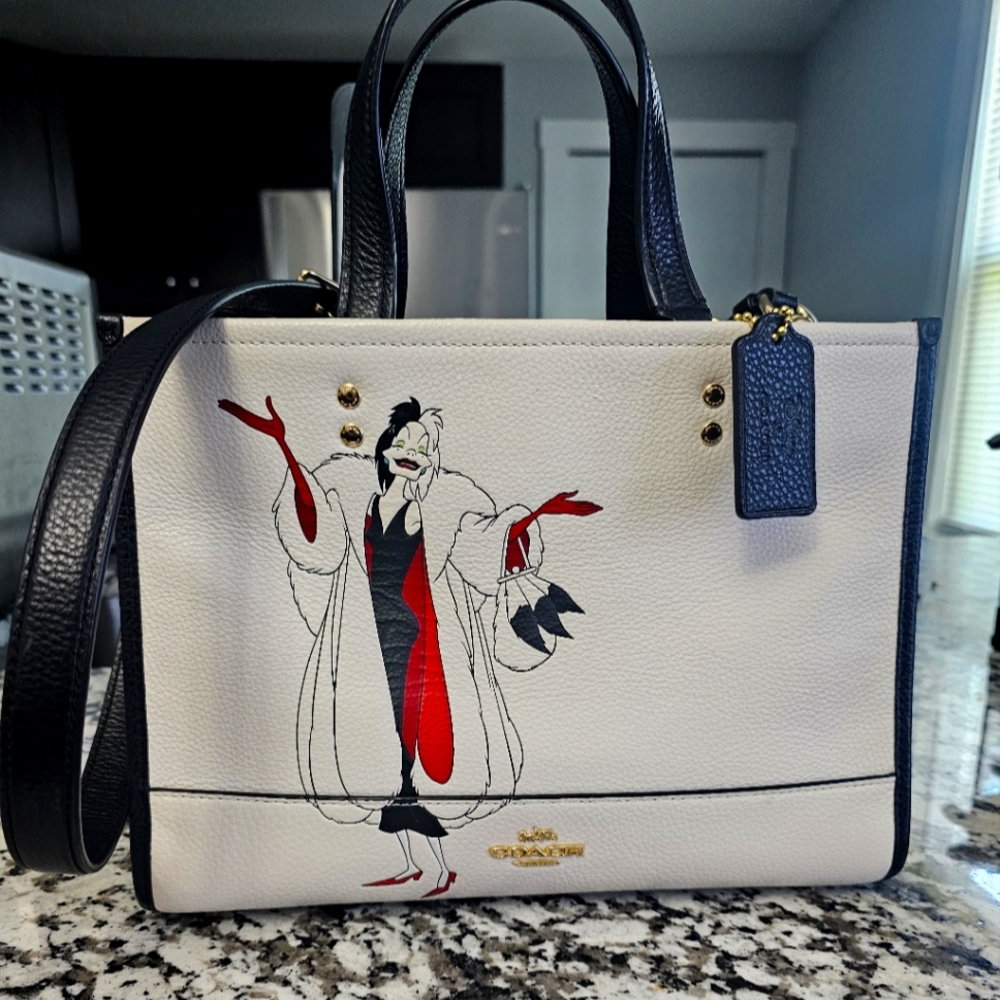 Disney x coach cruella